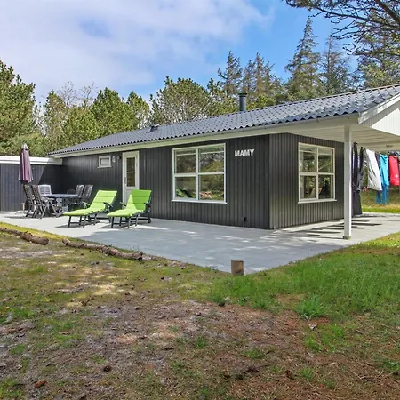 Dika - 1km From The Sea By Interhome *